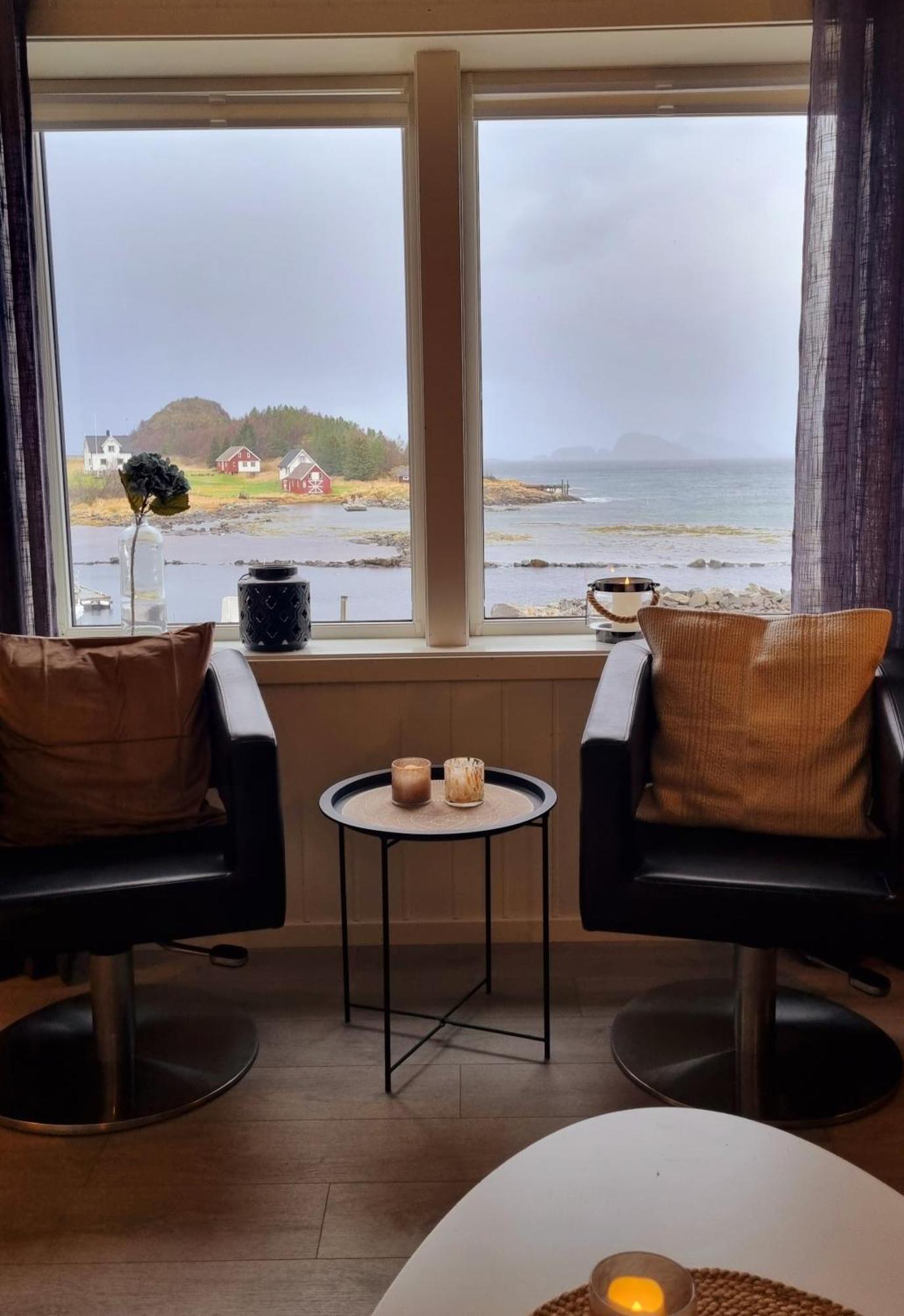 Hotel Laukvik Senja Botnhamn Exterior foto